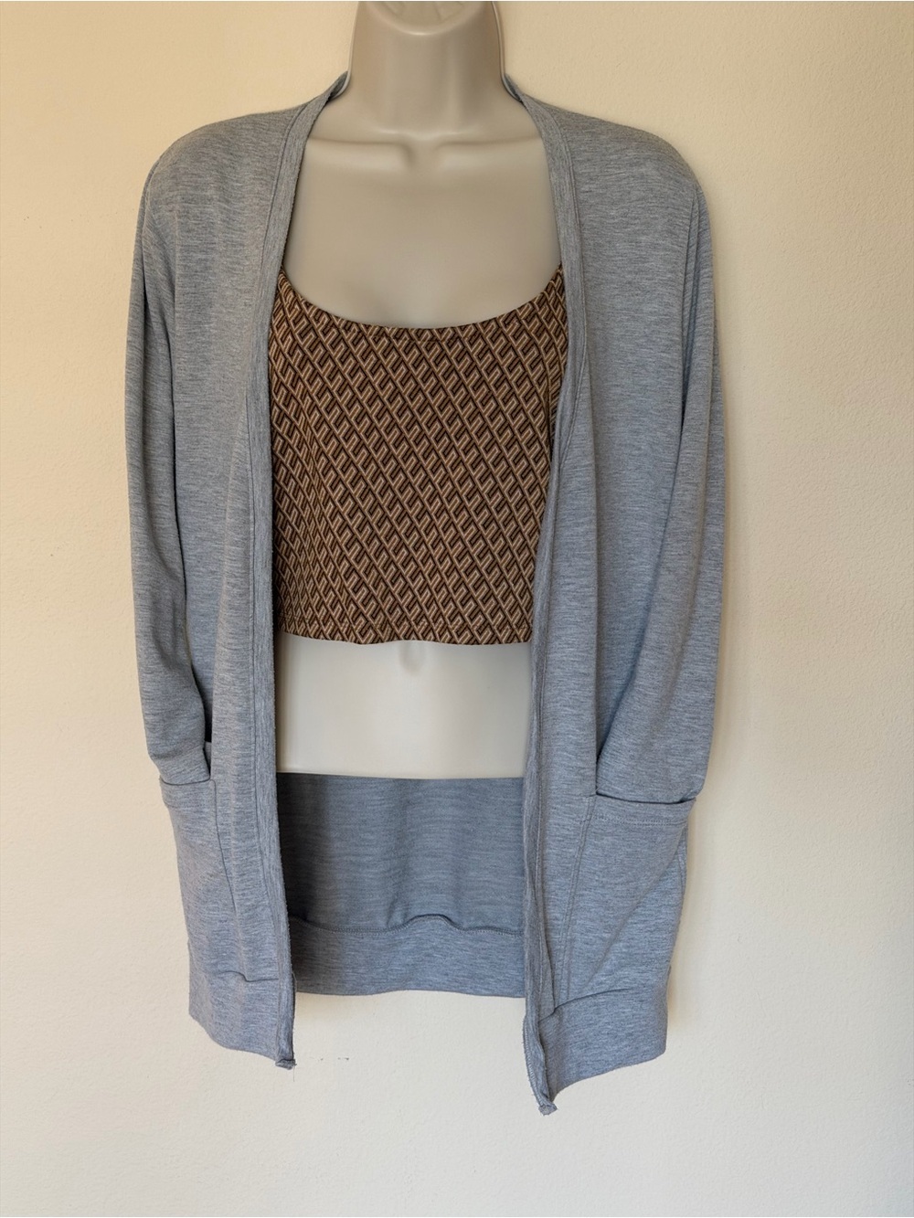 Small Grey Sweater - Picture 9 of 13